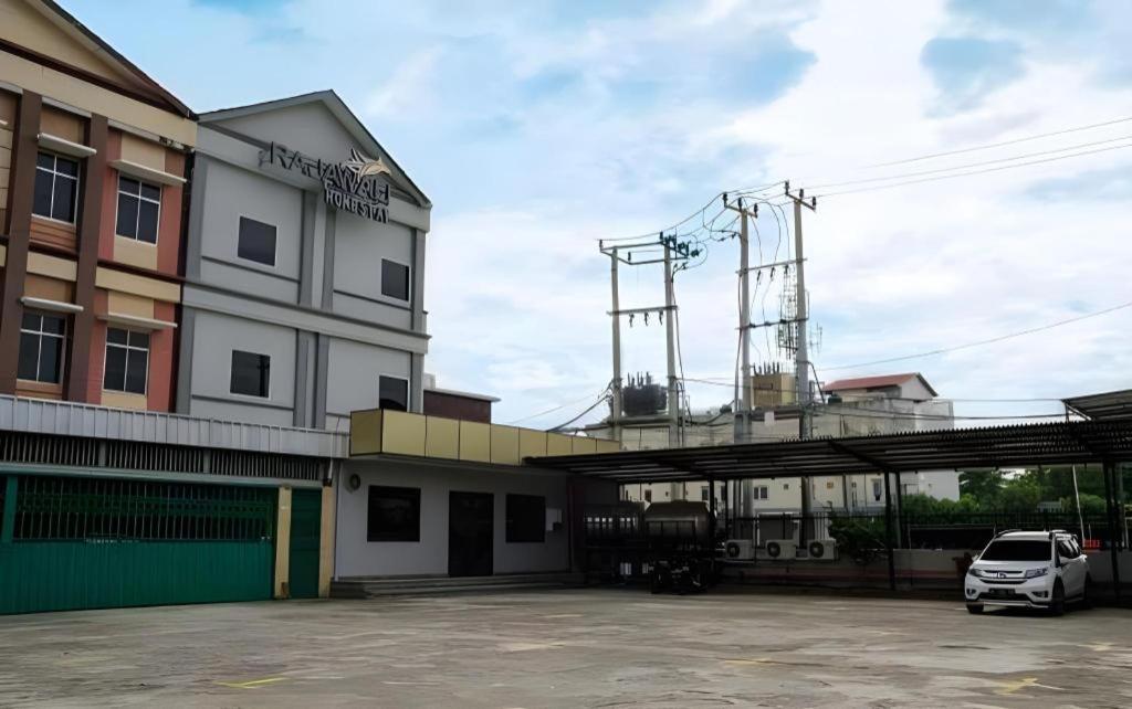 Oyo 568 Rajawali Homestay Palembang Ngoại thất bức ảnh