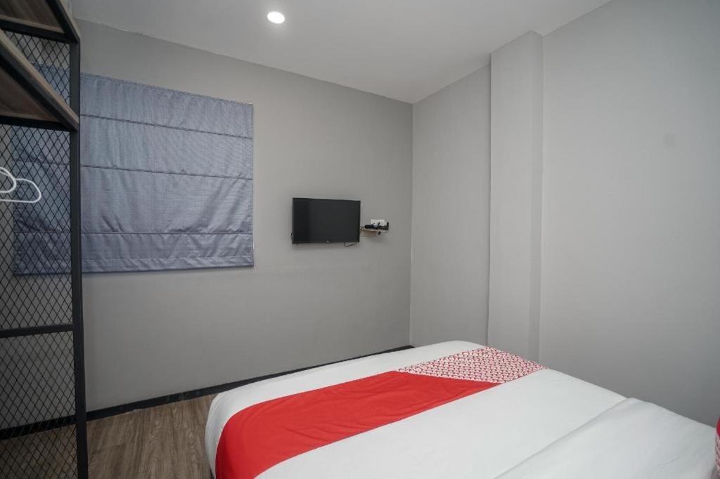 Oyo 568 Rajawali Homestay Palembang Ngoại thất bức ảnh