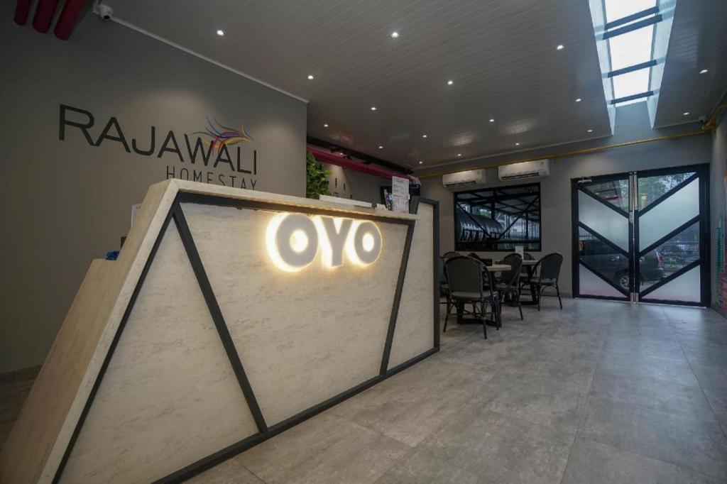 Oyo 568 Rajawali Homestay Palembang Ngoại thất bức ảnh