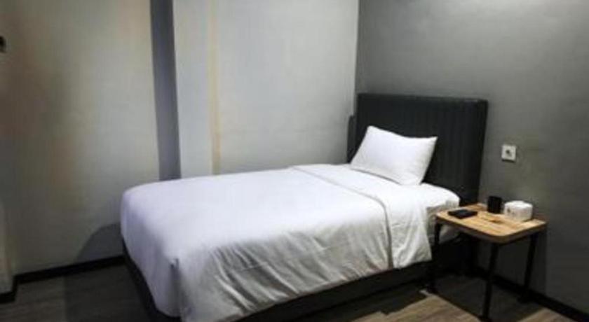 Oyo 568 Rajawali Homestay Palembang Ngoại thất bức ảnh