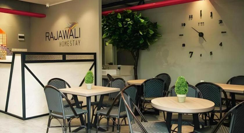 Oyo 568 Rajawali Homestay Palembang Ngoại thất bức ảnh